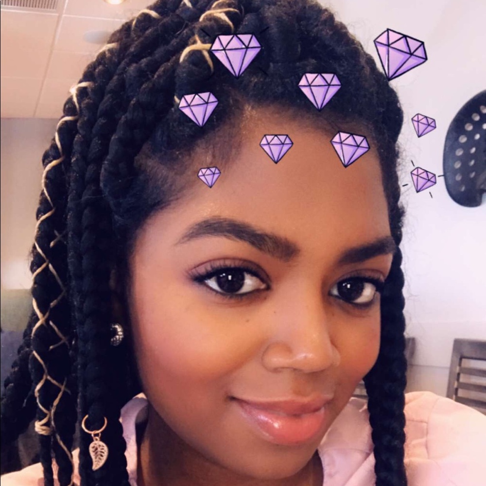 Meet your Posher, Risha